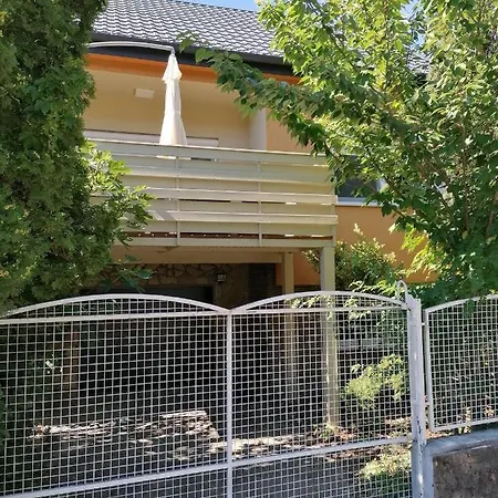 Rozsa Vendeghaz Βίλα Keszthely